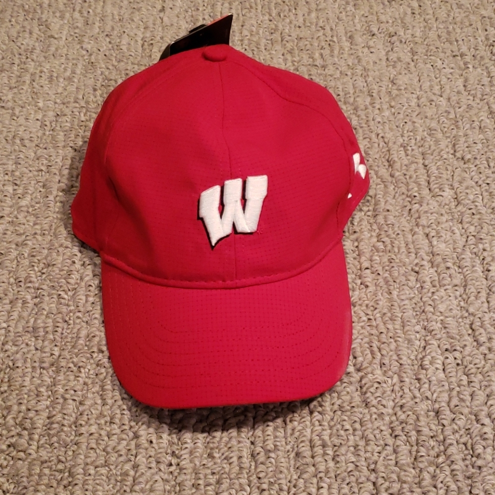 Under Armour Wisconsin hat
